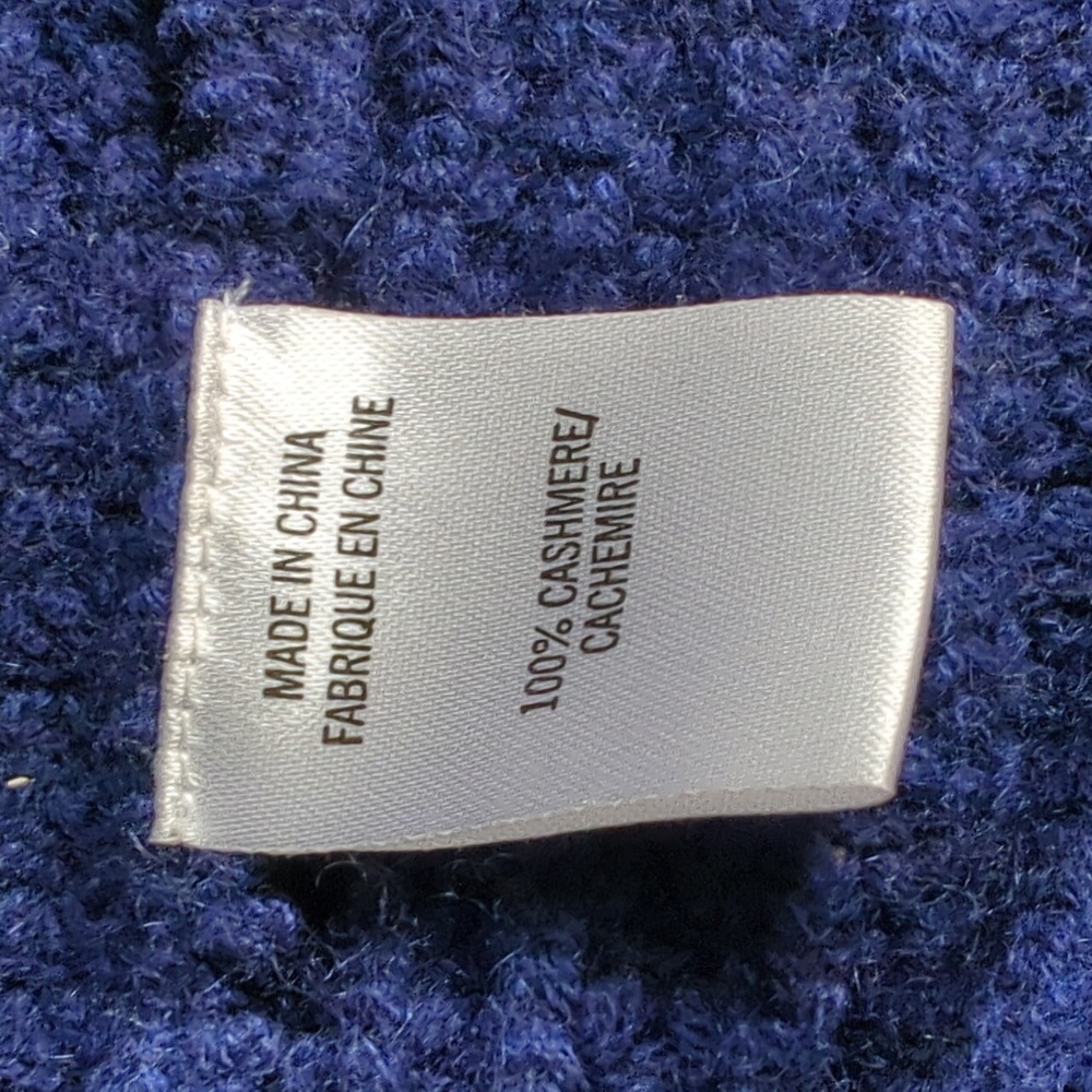 Theory 100% Cashmere Sweater - Picture 11 of 16